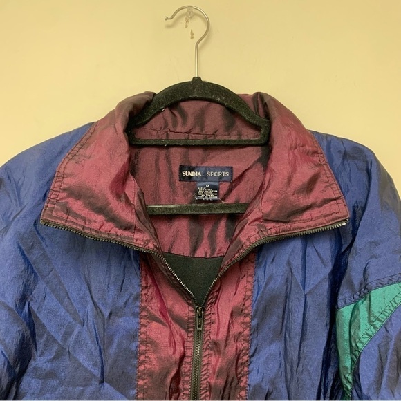 Vintage 90’s Windbreaker - Picture 6 of 8